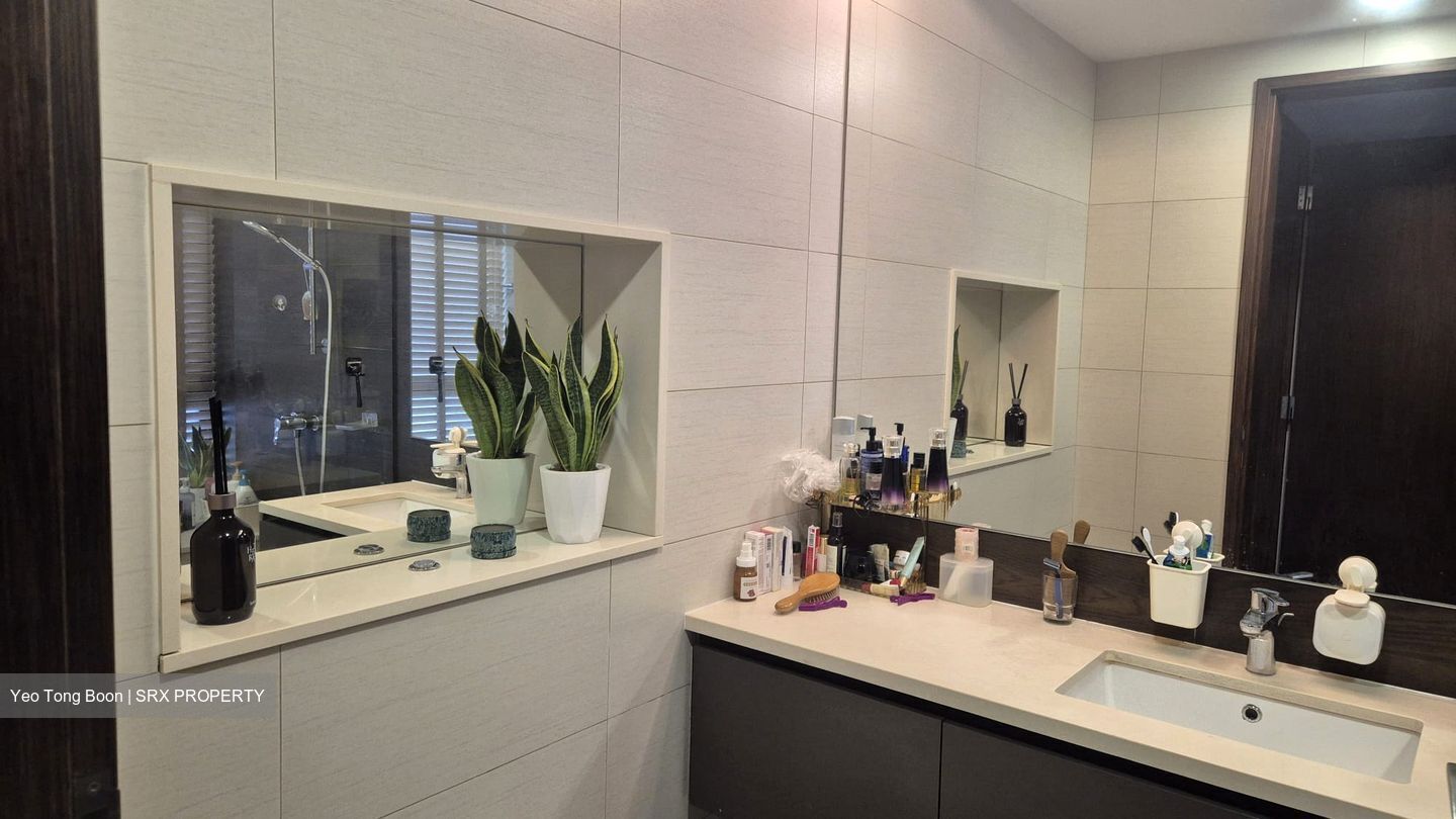 d'Nest (D18), Condominium #593652531